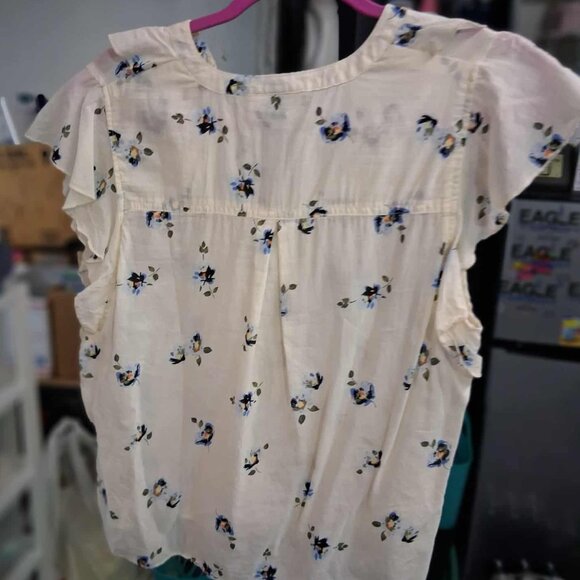 NWOT Universal Thread Cream Floral Print Cap Sleeve Blouse, Ruffles, MEDIUM - Picture 8 of 12